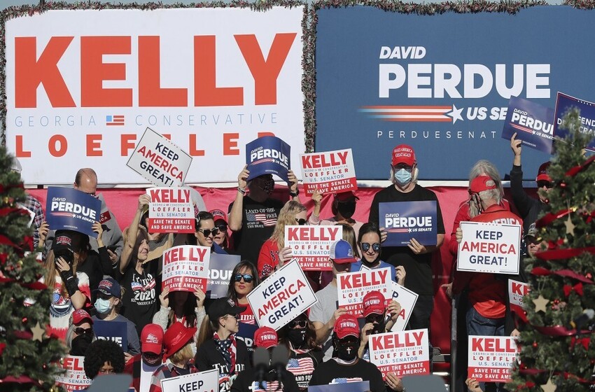 Facebook suspends Republican ad campaign days before Georgia election